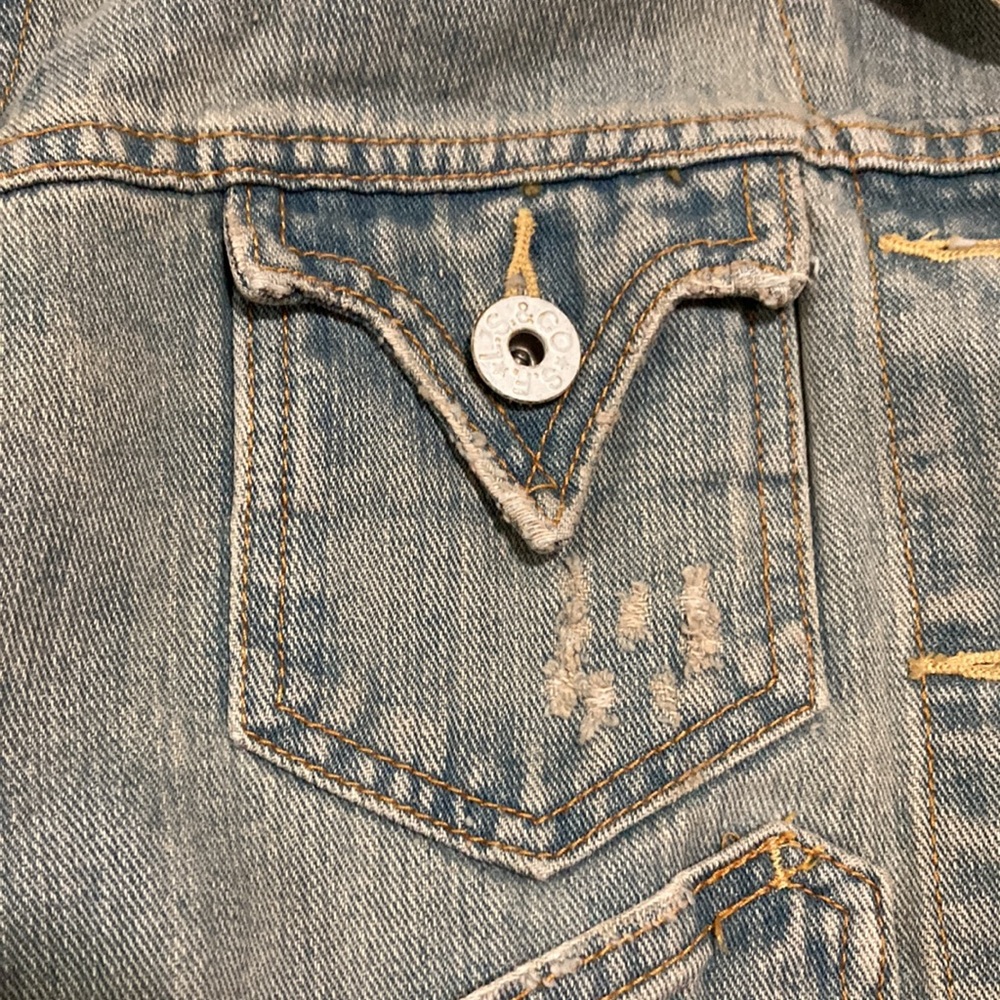 Levi’s Jacket - Picture 4 of 8